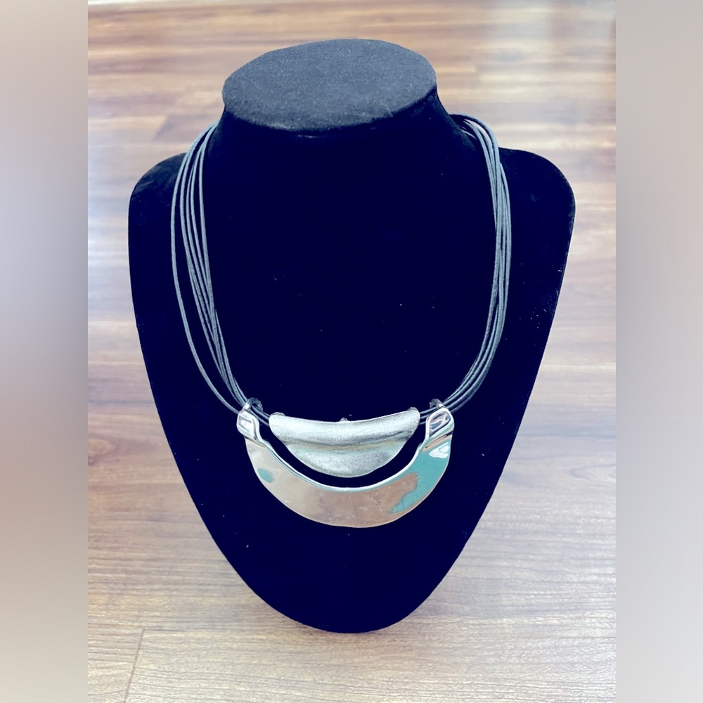 Contemporary Necklace - Gorgeous!